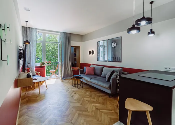 Rzeszowska 5 Apt 7