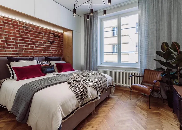 Rzeszowska 5 Apt 7